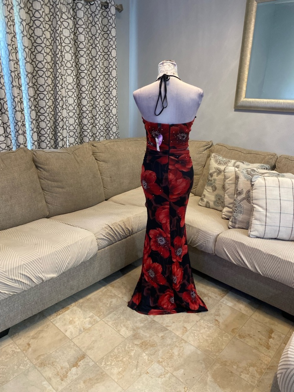New Windsor Women Small floral mermaid dress ,red poppy-like with Rhinestones - Picture 10 of 12